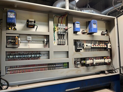 Apex #3052M-D2SD, 52" dry metal finishing machine, drum/disc/disc/drum, variable speed conveyor, digital - Image 1
