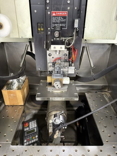 Makino #U3, CNC wire electrical discharge machine, 14.56" X, 10.63" Y, 8.66" Z, 24.8" x 17.7" table, Hyper-I - Image 4