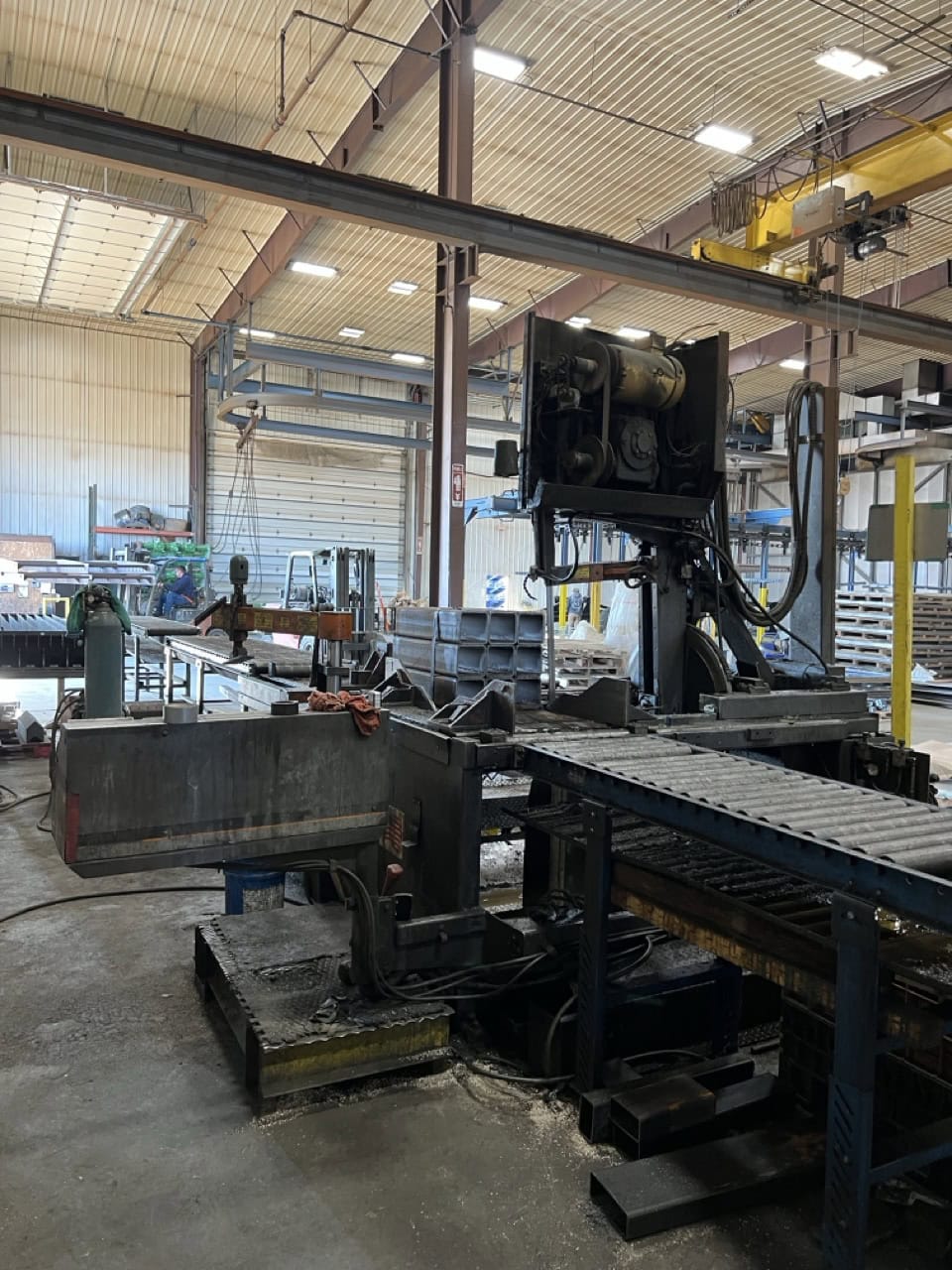20" x 24" Hem #VT130HA60, fully automatic vertical band saw, 1-1/2" x .05" blade, 400 SFPM, 48" bar feed - Image 6