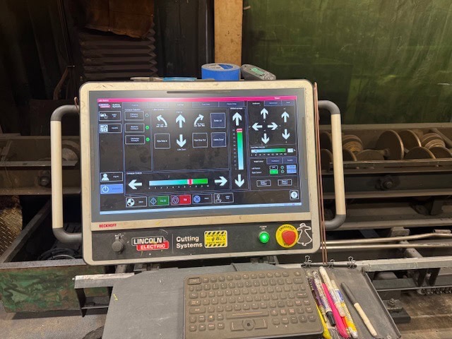 Vernon #MPM5, CNC pipe profiler, 5-Axis, 3"-48" pipe diameter, 40' machine bed, Lincoln FineLine 300 plasma - Image 7