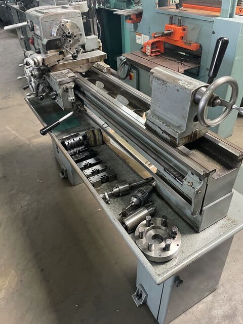 12" x 36" Clausing #5914, engine lathe, 8" swing over cross slide, 1-1/2" bore, 52-2000 RPM variable speed, 3 - Image 2