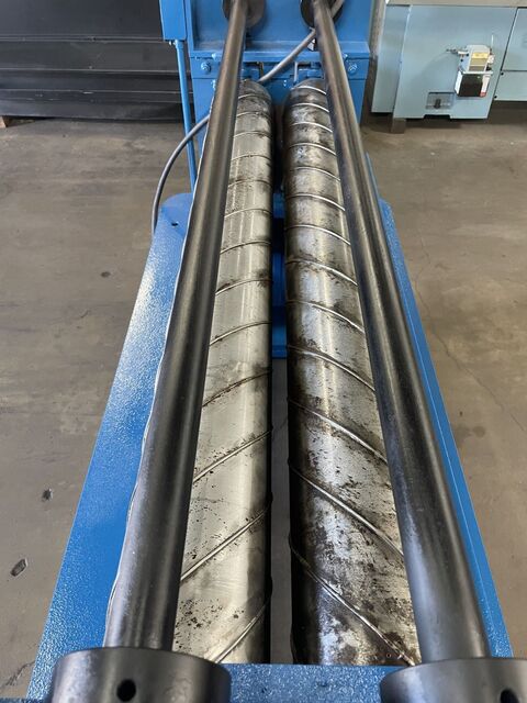 50" TCMS #D4542167, powered metal quilting machine, (2) 6" diameter top rolls, (2) 5" rubberized pinch rolls - Image 3