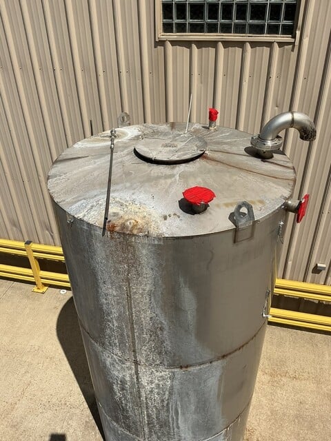 2500 gallon 304 Stainless Steel tank, 72" diameter, 144" straight wall - Image 9