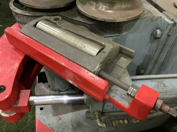 4" x 4" x 5/8" Buffalo #2, angle bending rolls, hydraulic roll adjustment, variable rolling speed drive - Image 8