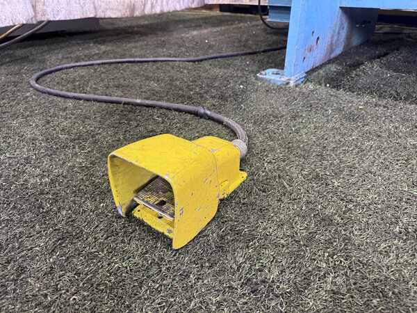 10 gauge x 6' Cincinnati #1006, Auto-Shear power squaring, 48" front operated power back gauge, 7 hold downs - Image 3