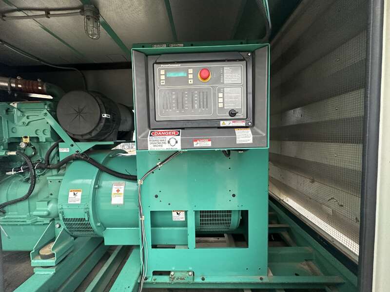 400 KW Cummins #DFEH, diesel generator set, 277/480 Volts, 755 HP @ 1800 RPM, QSX15-G9 NR2 engine, 410 hours - Image 8