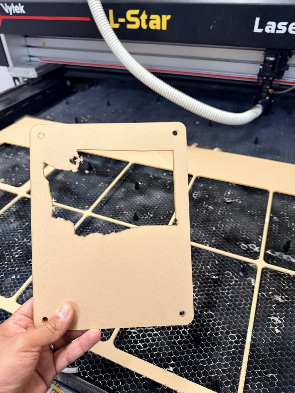 Vytek #L-Star-LST4896HD, CO2 CNC laser cutting & engraving system, 450 watt, 4' x 8' table, 49" x 98" work - Image 4
