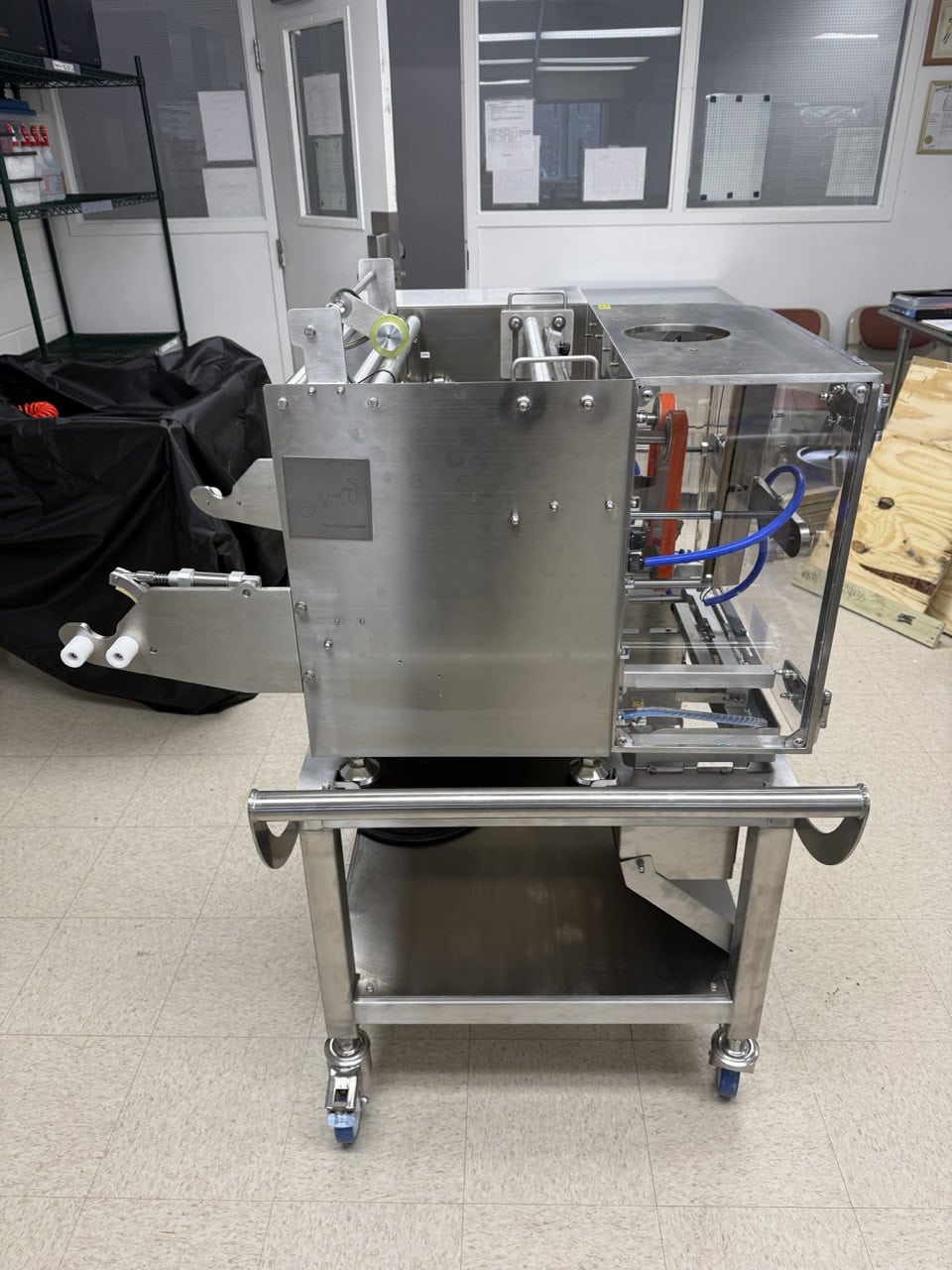 WeighPack #VersaPak, Vertical Form Fill Seal Machine, 6" bag width, 6" x 8" & 6" x 12" bags, 7" touchscreen - Image 7