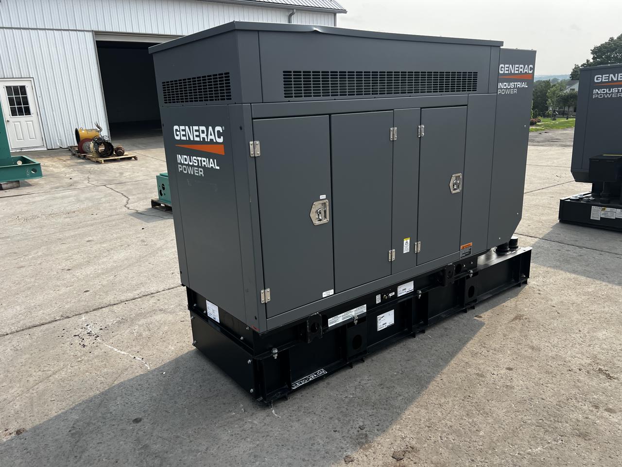 30 KW Generac #SD30, Diesel Generator Set, 120/208 Volts, 1800 RPM Perkins 404D-22TA engine, circuit breaker - Image 5