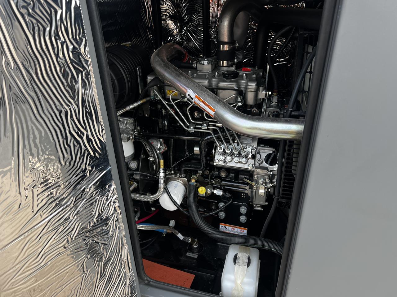 30 KW Generac #SD30, Diesel Generator Set, 120/208 Volts, 1800 RPM Perkins 404D-22TA engine, circuit breaker - Image 7
