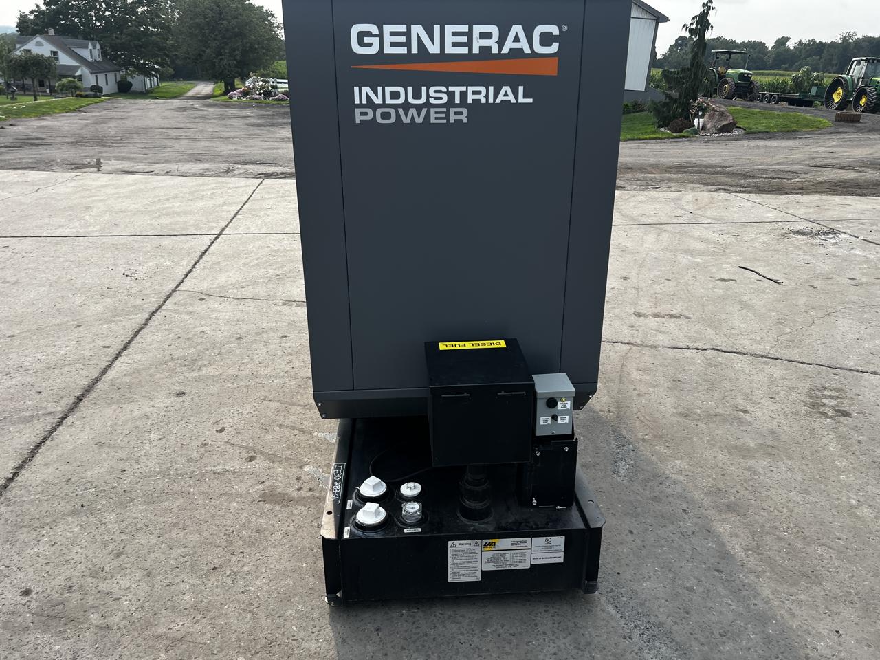 30 KW Generac #SD30, Diesel Generator Set, 120/208 Volts, 1800 RPM Perkins 404D-22TA engine, circuit breaker - Image 5