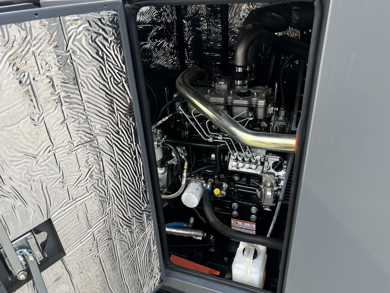 30 KW Generac #SD30, Diesel Generator Set, 120/208 Volts, 1800 RPM Perkins 404D-22TA engine, circuit breaker - Image 8