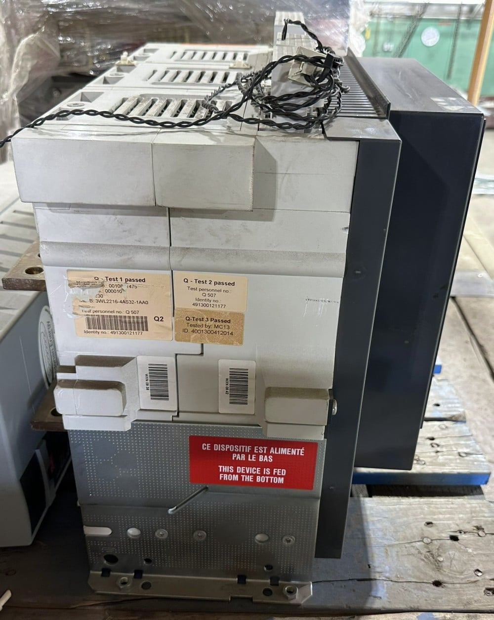 Siemens / Cubicle Bus, 1200A Frame, 3-Pole Draw-Out Air Circuit Breaker, 600V, Electronic Trip Unit - Image 2