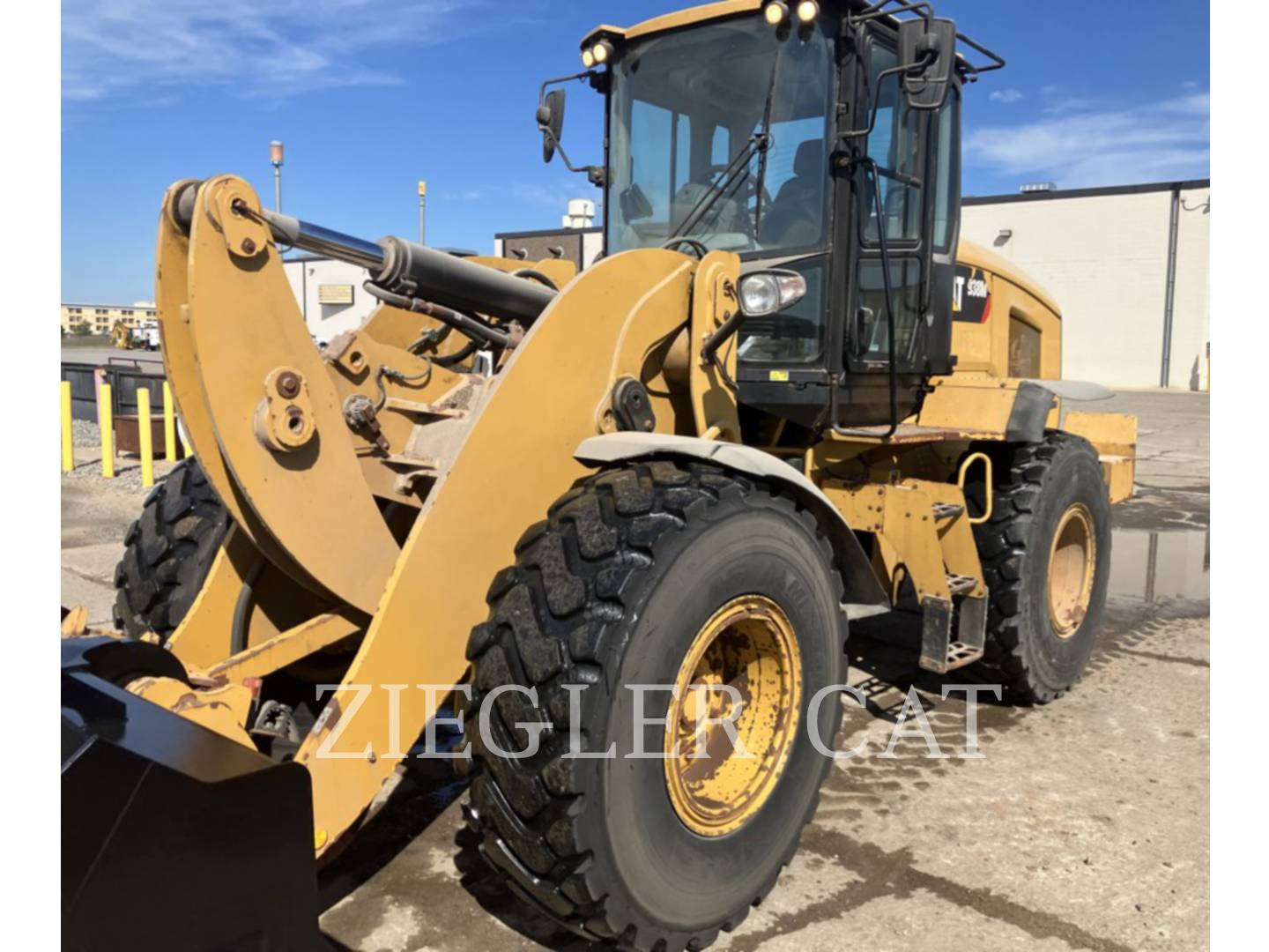 Cat 938M, Wheel Loader, 5815 hours, S/N: J3R02617, 2016 - Image 1