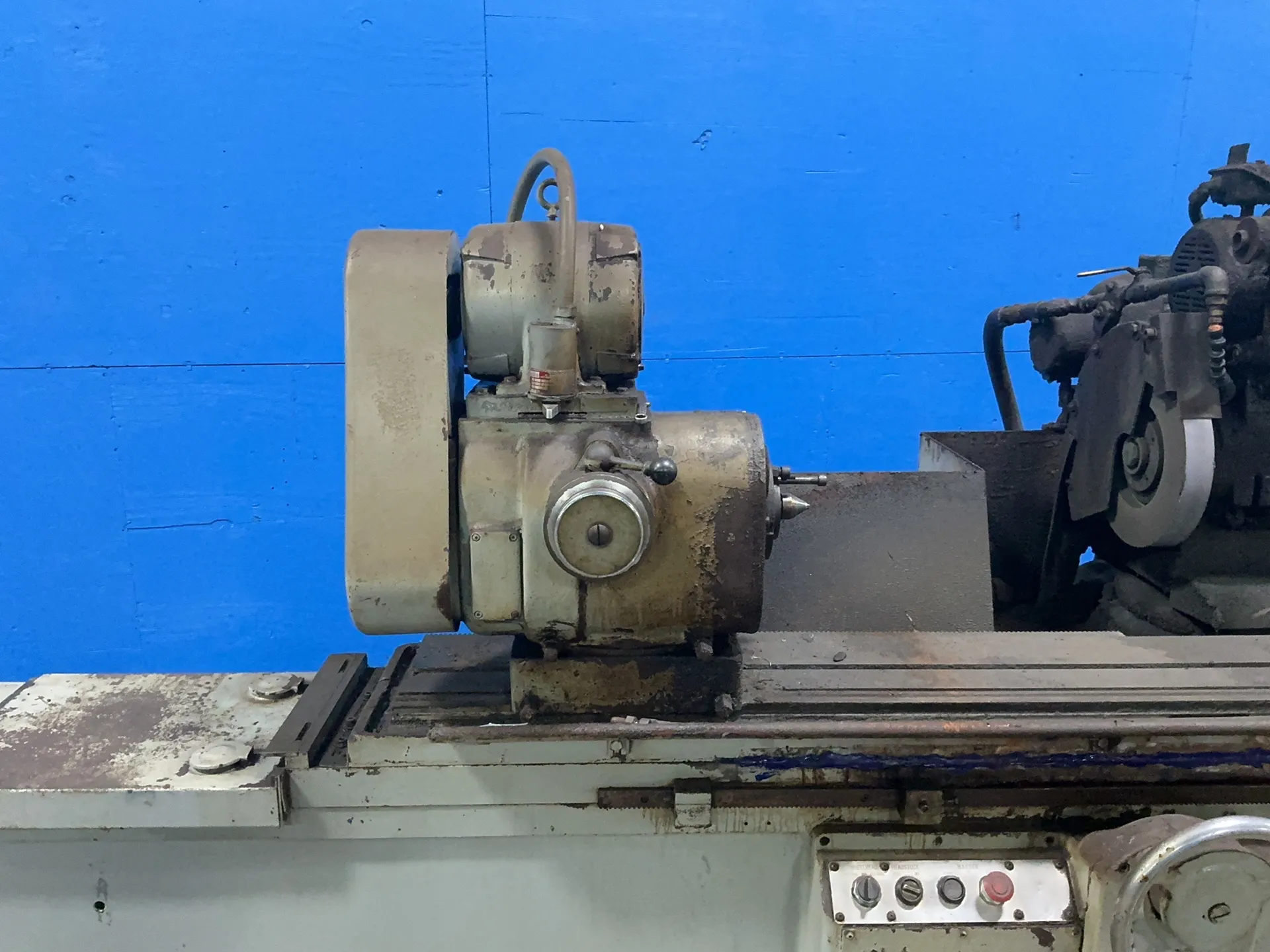 18" x 72" Cincinnati, Universal Cylindrical Grinder, OD/ID, tailstock, tailstock quill, 30 A - Image 2