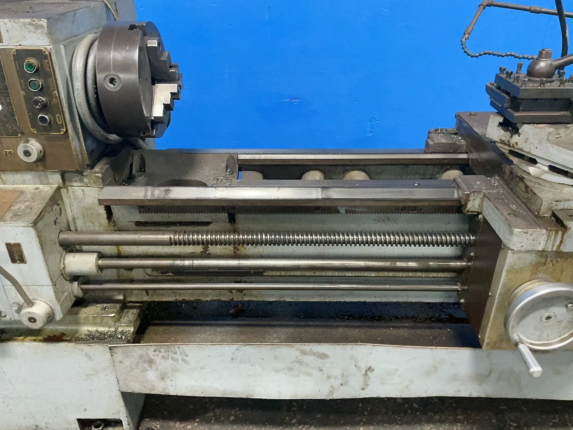 22" x 80" Tarnow #TUJ-50, engine lathe, 12" 3-jaw chuck, 2" bore, tailstock, tool post, compound rest - Image 6