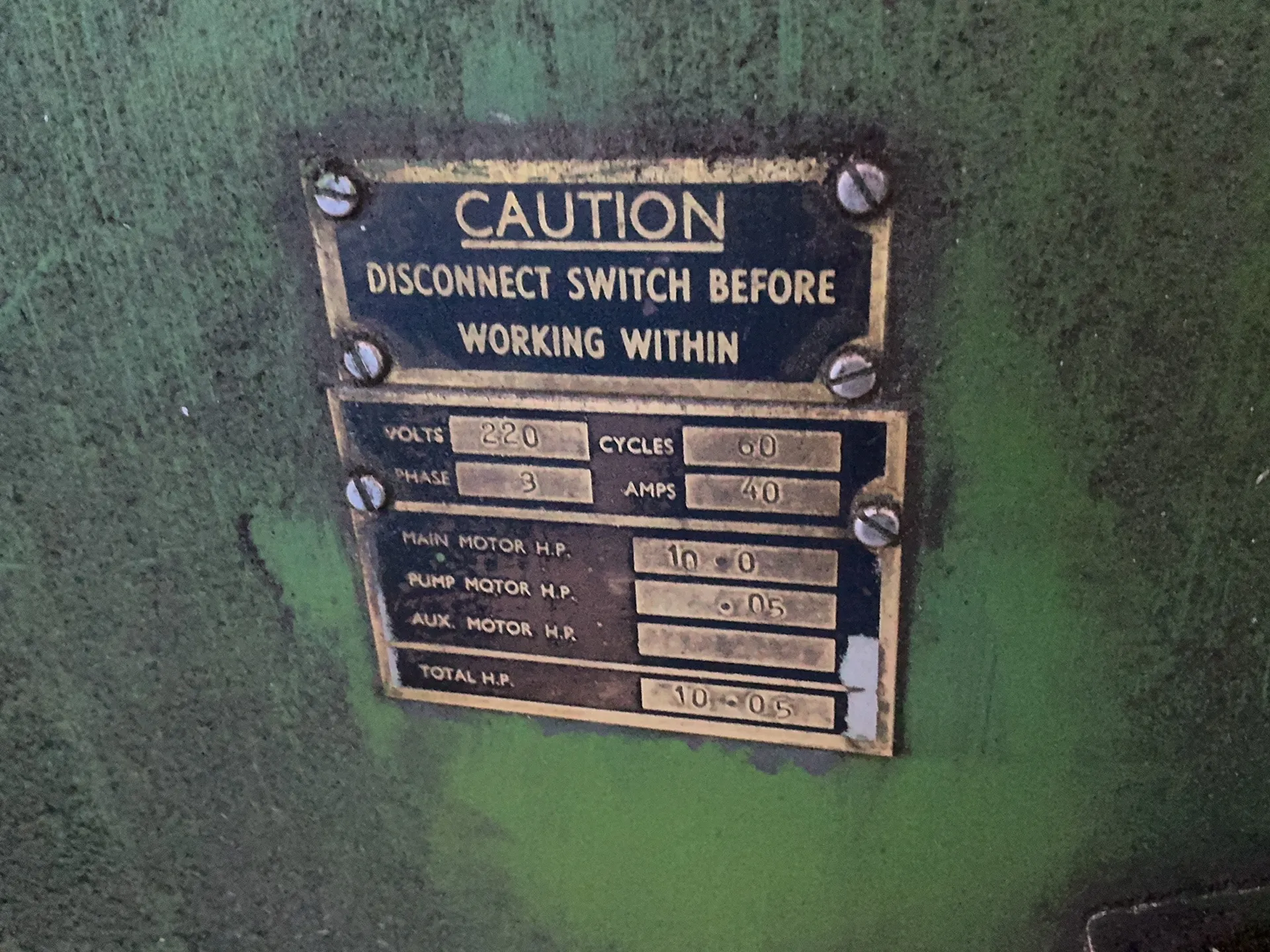 17" x 87" Clausing Colchester, engine lathe, 12" 3-jaw chuck, steady rest, tool post, tailstock, 3.25" bore - Image 2