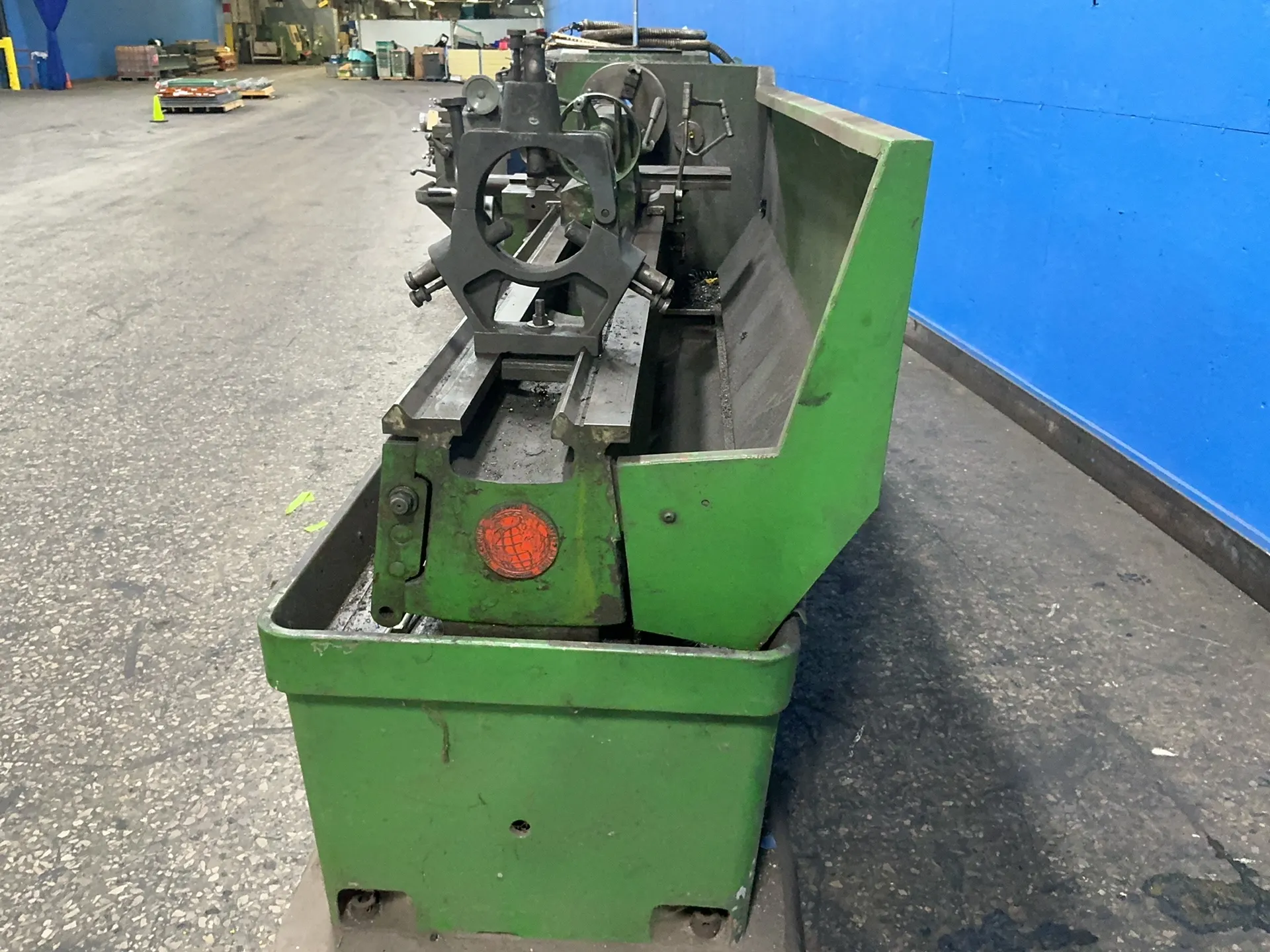 17" x 87" Clausing Colchester, engine lathe, 12" 3-jaw chuck, steady rest, tool post, tailstock, 3.25" bore - Image 6