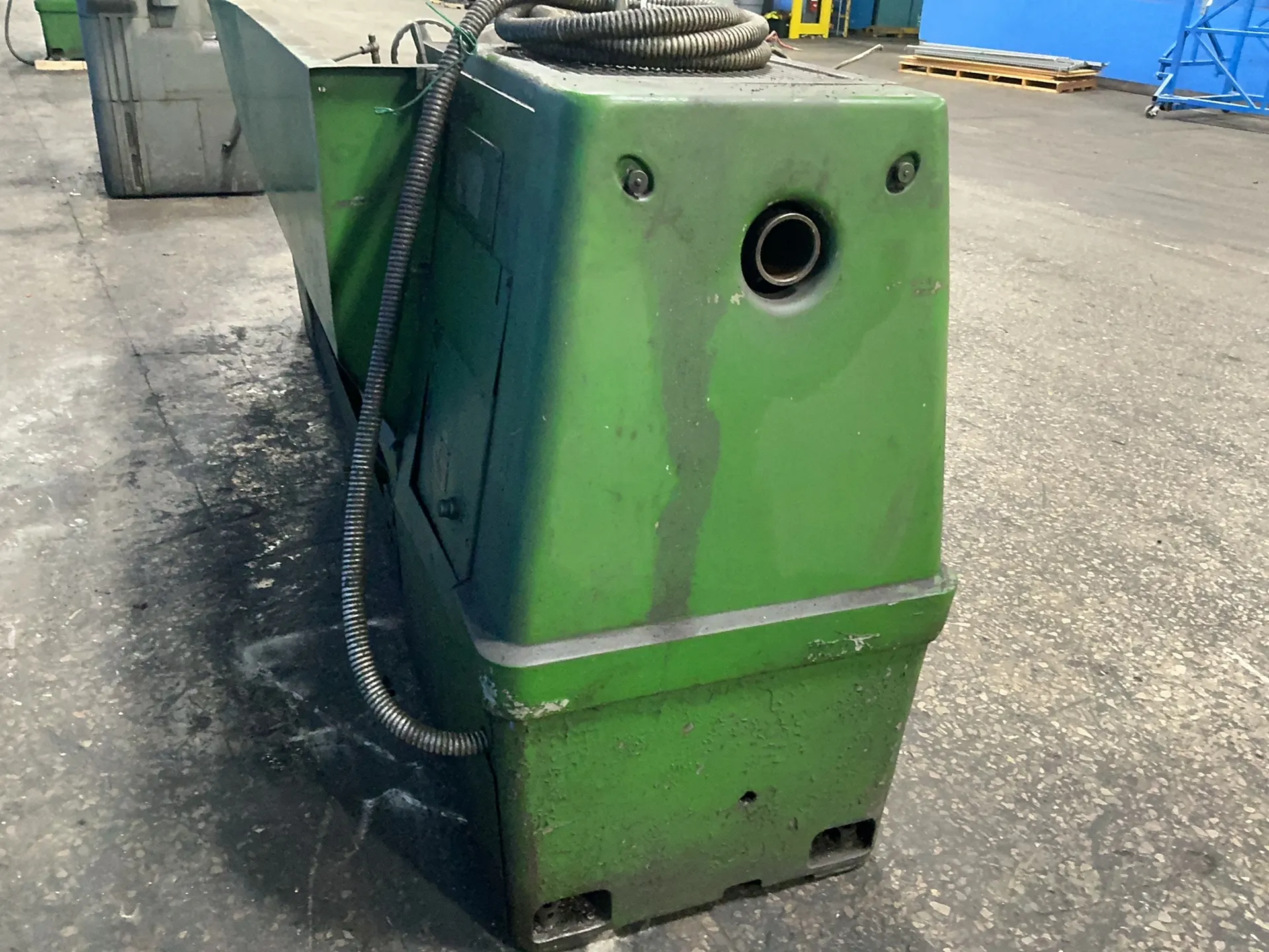 17" x 87" Clausing Colchester, engine lathe, no chuck, steady rest, tool post, tailstock, 3.25" bore, 10 HP - Image 3