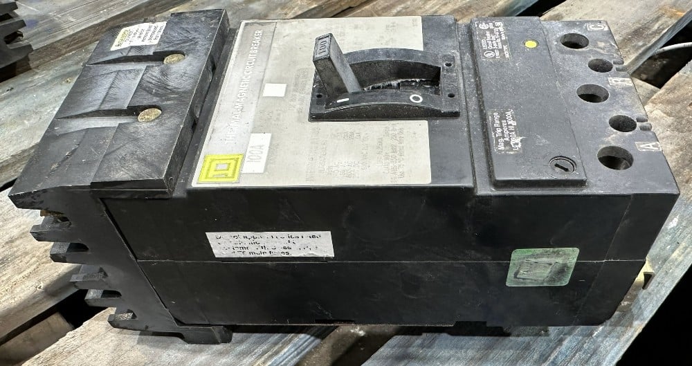 Square D Co., KA36100, 100 A, 3-Pole, 600V, Thermal Magnetic Circuit Breaker, 25kA I.R., Adjustable Magnetic - Image 1