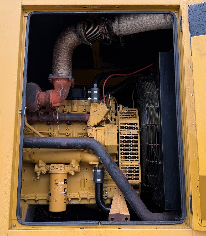 500 kw Caterpillar Diesel Generator - Image 4