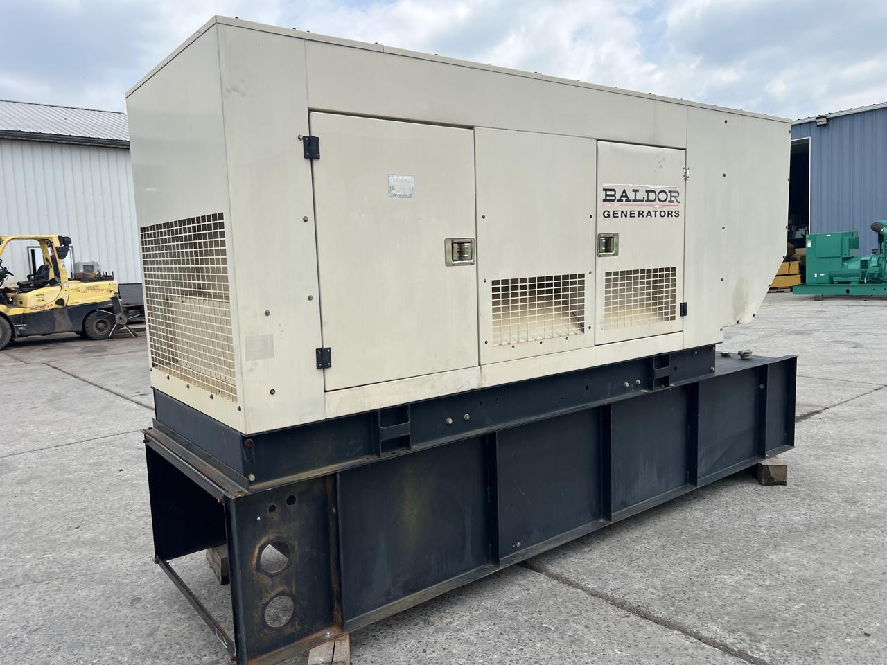 200 KW Baldor #IDLC200-3JD, diesel generator set, 120/208 Volts, John Deere 6068HF485 engine, sound - Image 3