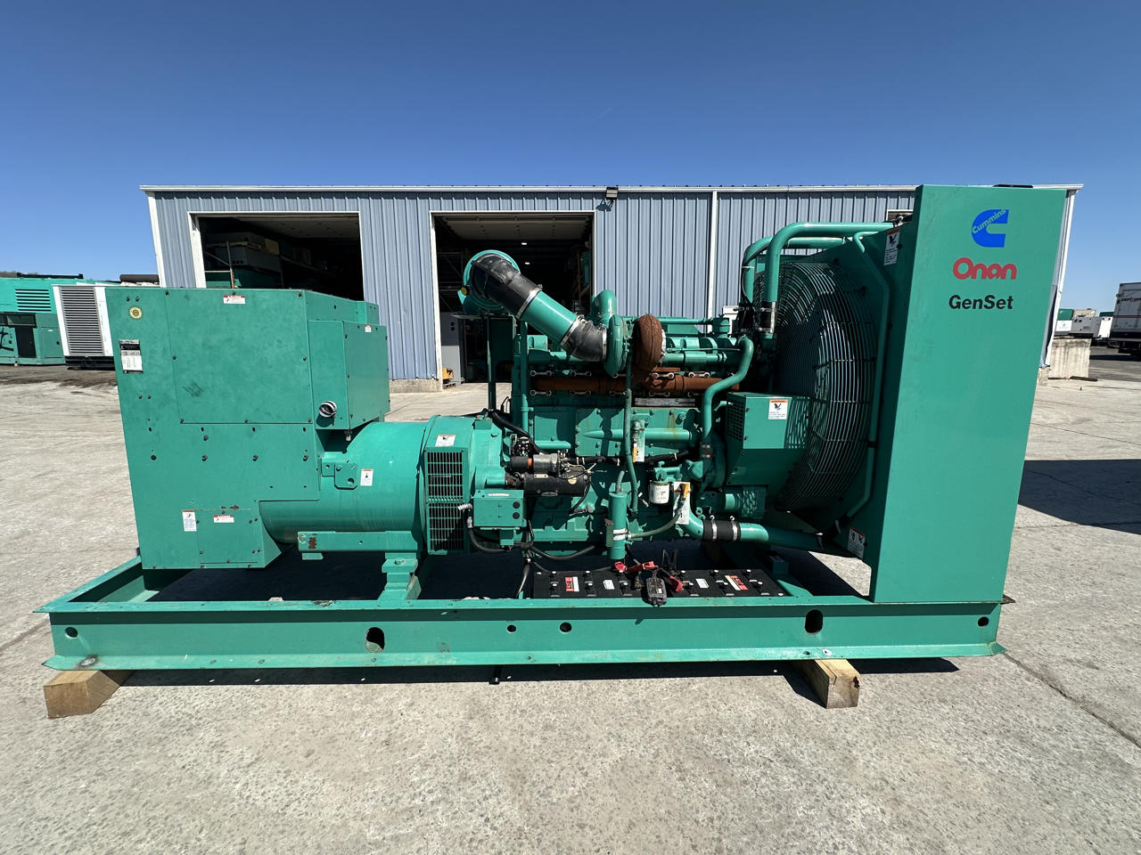 450 KW Cummins/Onan #450DFEC-1381, diesel generator set, 480 Volts, KTA19-G3 engine, open skid, 786 hours - Image 5