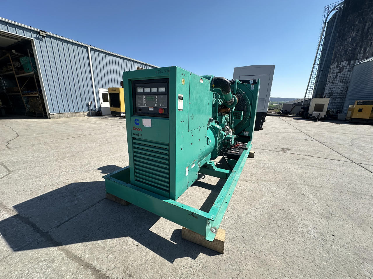 450 KW Cummins/Onan #450DFEC-1381, diesel generator set, 480 Volts, KTA19-G3 engine, open skid, 786 hours - Image 6