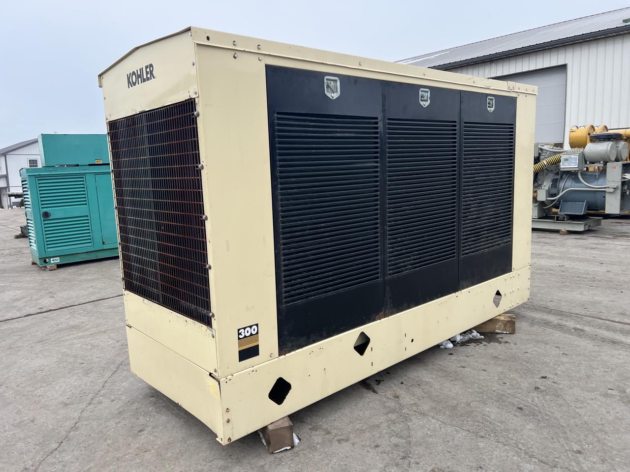 300 KW Kohler #300REOZD, diesel generator set, 120/208 Volts, Detroit Diesel 6063TK35 engine, 490 HP @ 1800 - Image 4