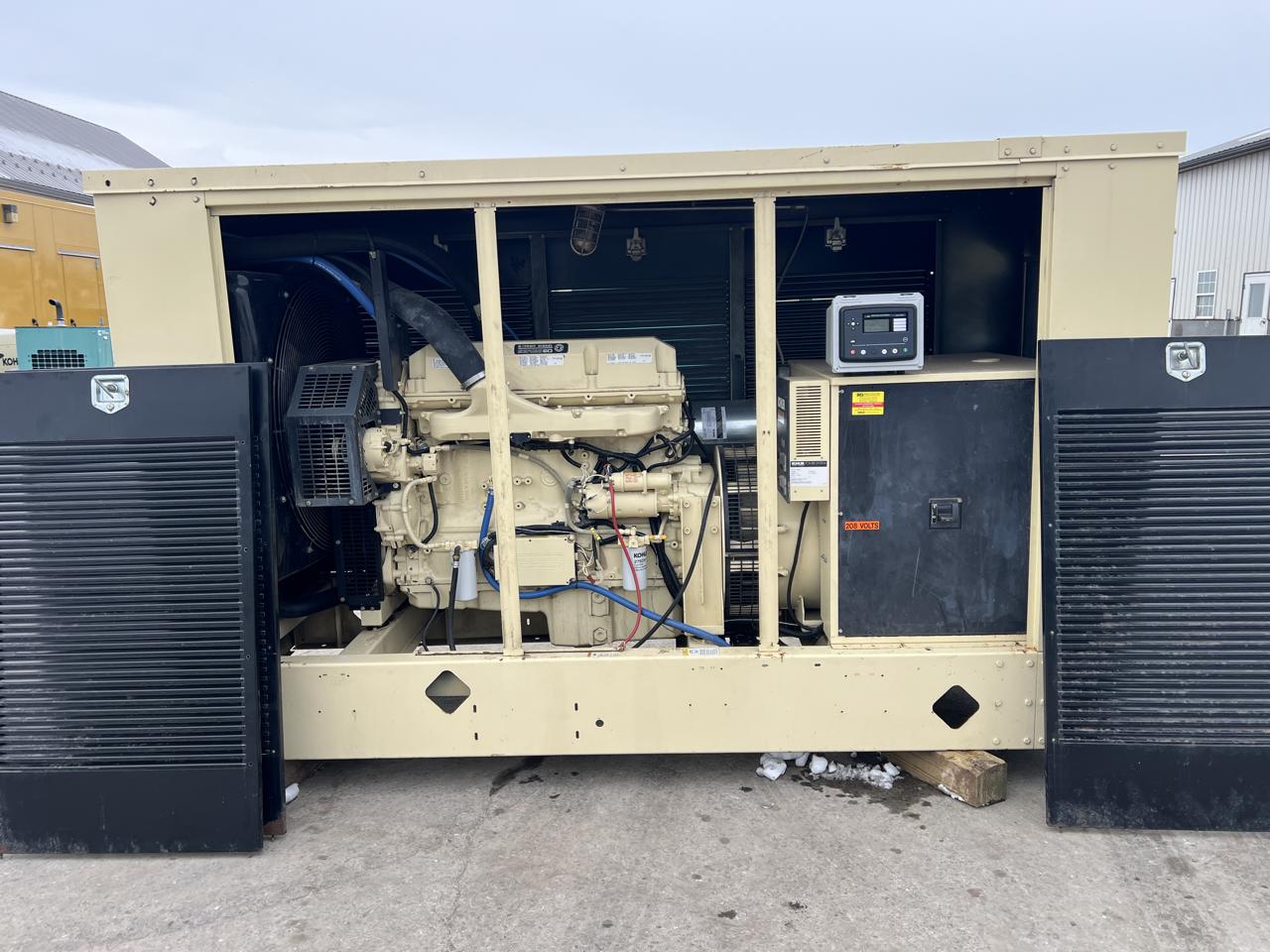300 KW Kohler #300REOZD, diesel generator set, 120/208 Volts, Detroit Diesel 6063TK35 engine, 490 HP @ 1800 - Image 5
