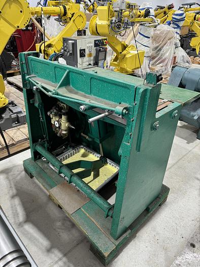 16 gauge x 3' Tennesmith #A3616, Pneumatic Shear, 20 gauge stainless, 40 SPM, 30" back gauge, 75 PSI. max, 3 - Image 2