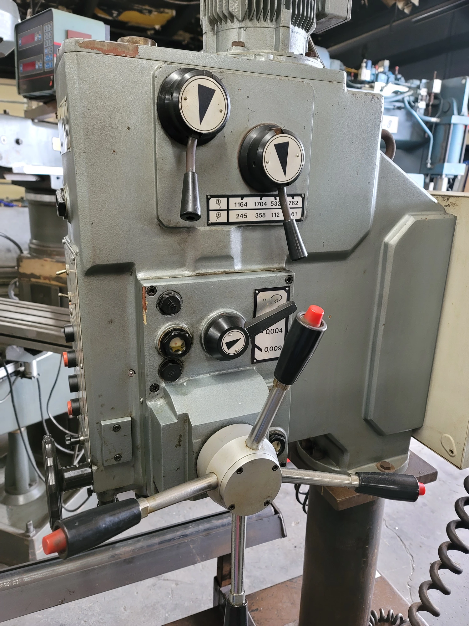 Wilton #2401, Geared Head Drill Press, 1-1/2" cast iron drilling capacity, 7" spindle travel, #4 MT, 112-1704 - Image 7