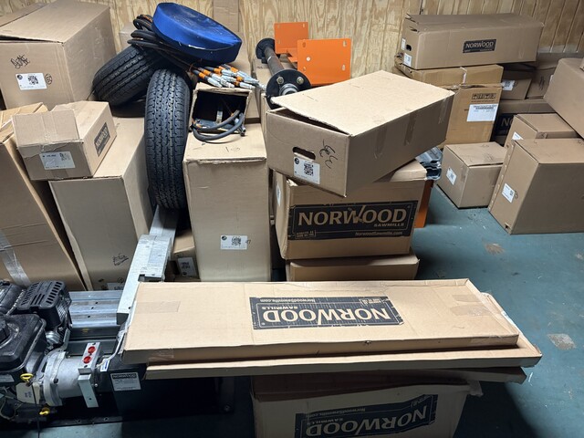 Norwood #HD38-Lumbermax, Sawmill, w/ hydraulic log handling, mobility, power & computer packages, new, 2024 - Image 3