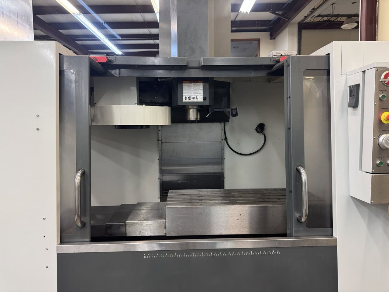 Haas #VF-3, CNC vertical machining center, 40" X, 20" Y, 25" Z, 48" x18" table, 10000 RPM, CAT 40, 20 HP - Image 3