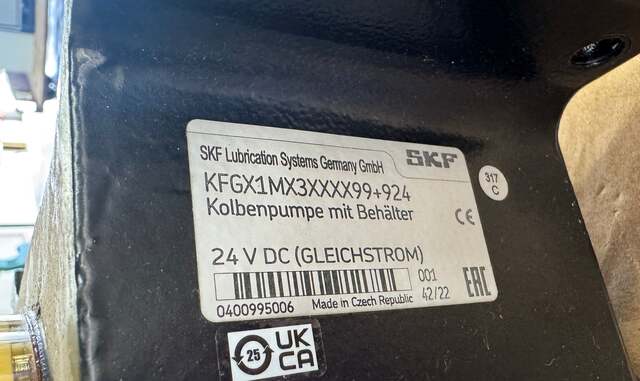 SKF #KFGX1MX3XXXX99-924, Electrically Operated Piston Grease Lubrication Pump, 24 V. DC, NLGI Grade 2, M14 x - Image 4