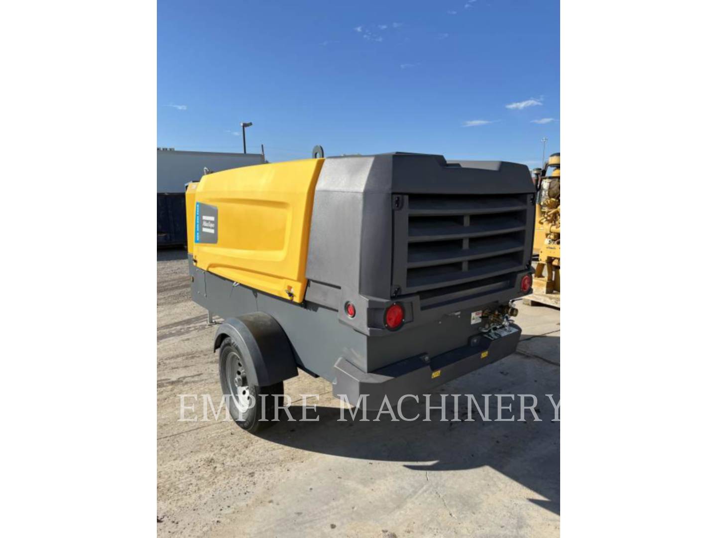 Atlas-Copco XAS400CD, 850 hours, S/N: UVC301957, 2024 - Image 4