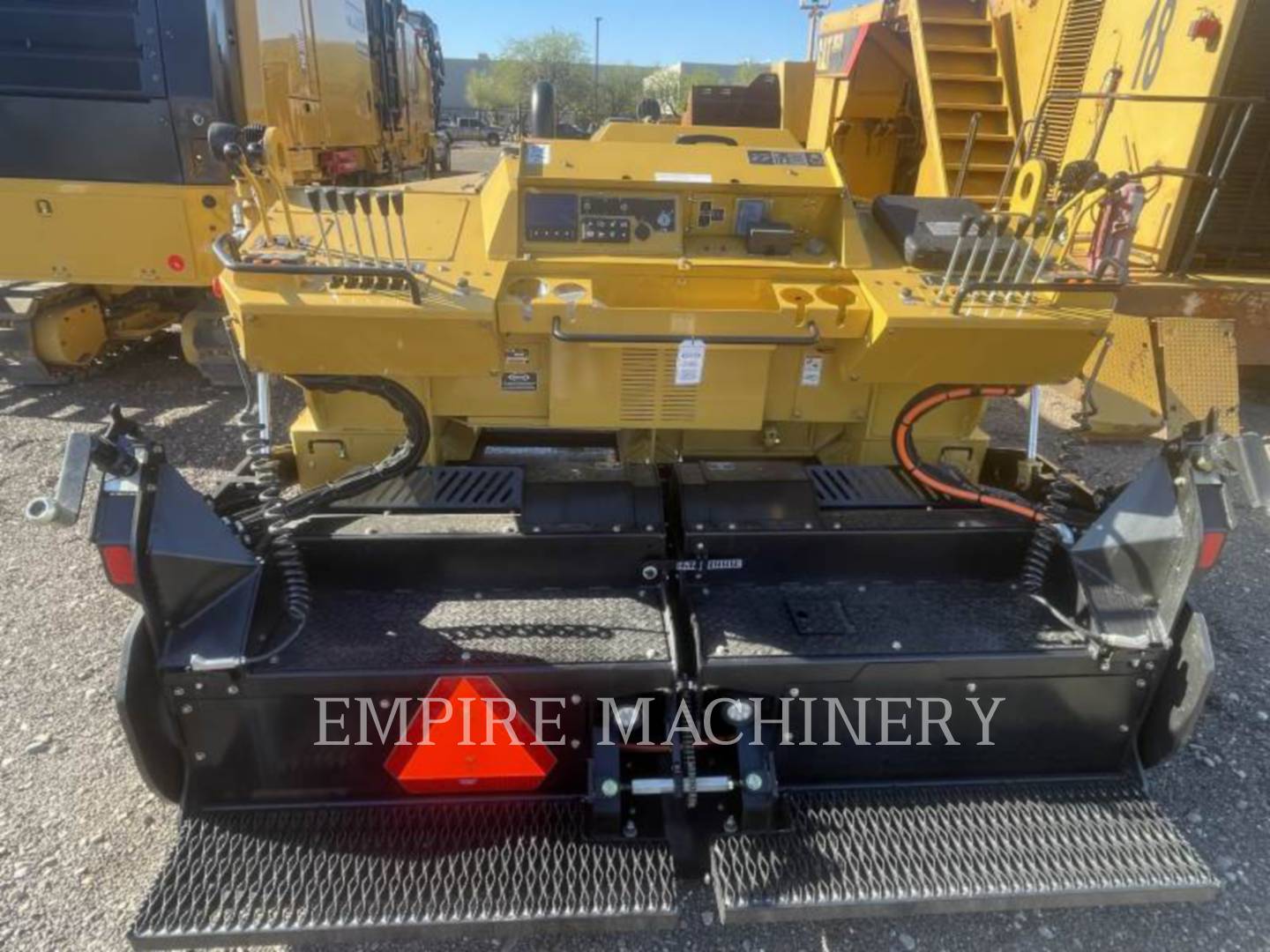 Weiler P265, Asphalt Paver, 1160 hours, S/N: P265-1284, 2024 - Image 5