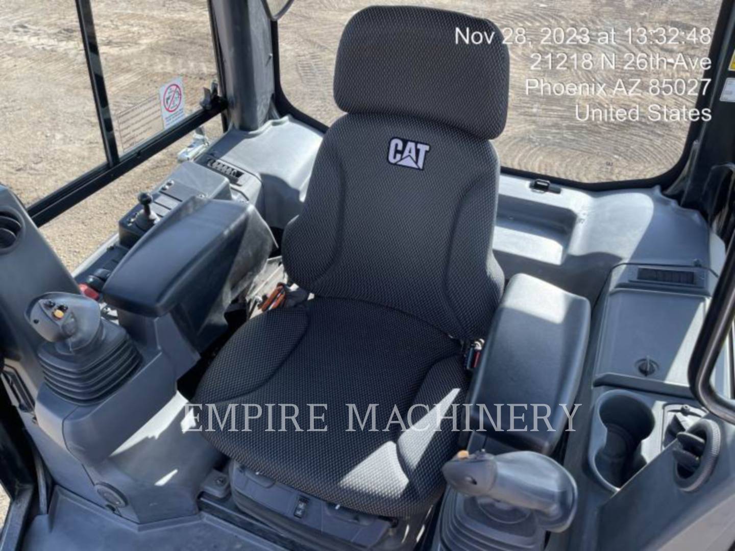 Caterpillar D1-12 TE, 2058 hours, S/N: XKF04183, 2023 - Image 5