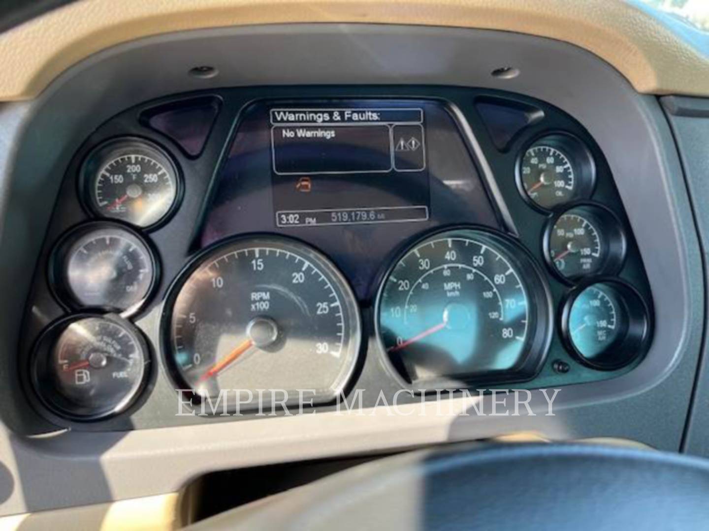 Peterbilt (Obsolete) J.h. Day CAB, On Highway Truck Engine, 519359 hours, S/N: 1XPCD49X6HD448058, 2017 - Image 8