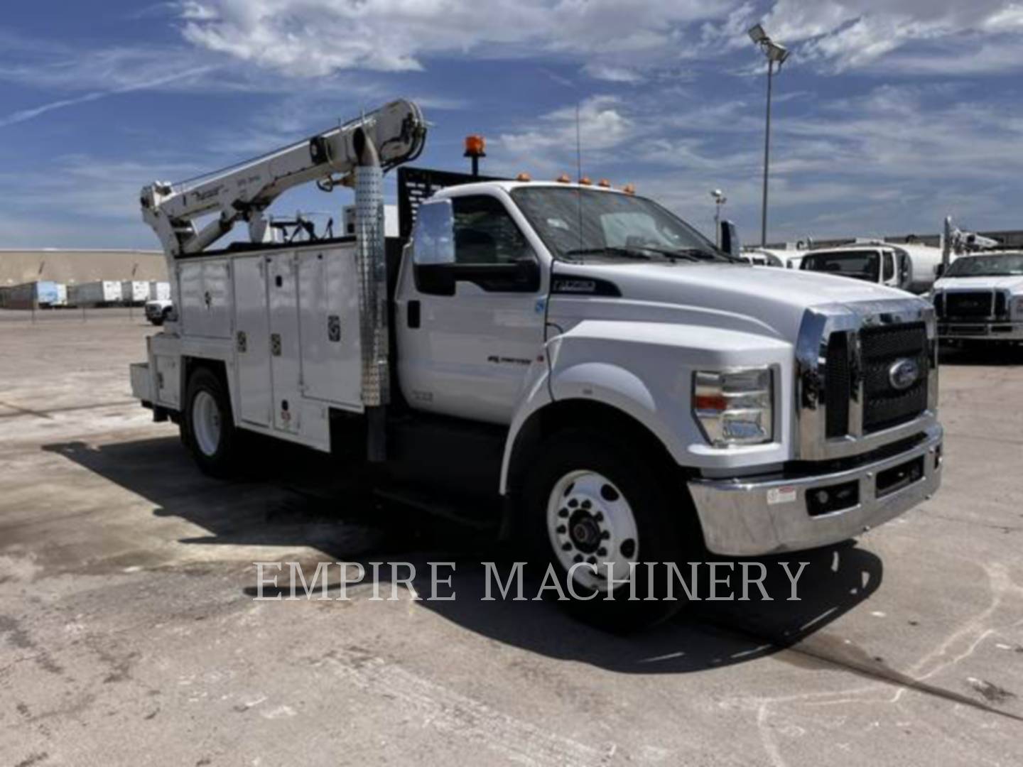 Ford / New Holland Ltd SERVICETRK, On Highway Truck Engine, 133314 hours, S/N: 1FDXF7DXXHDB05853, 2017 - Image 4
