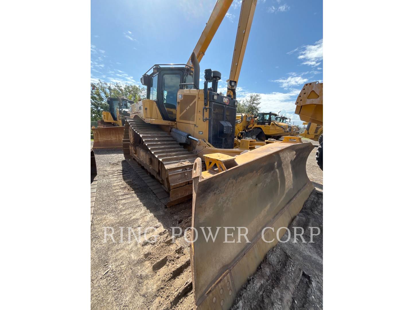 Caterpillar D6LGPVPTEW, 4123 hours, S/N: RDC01584, 2024 - Image 2