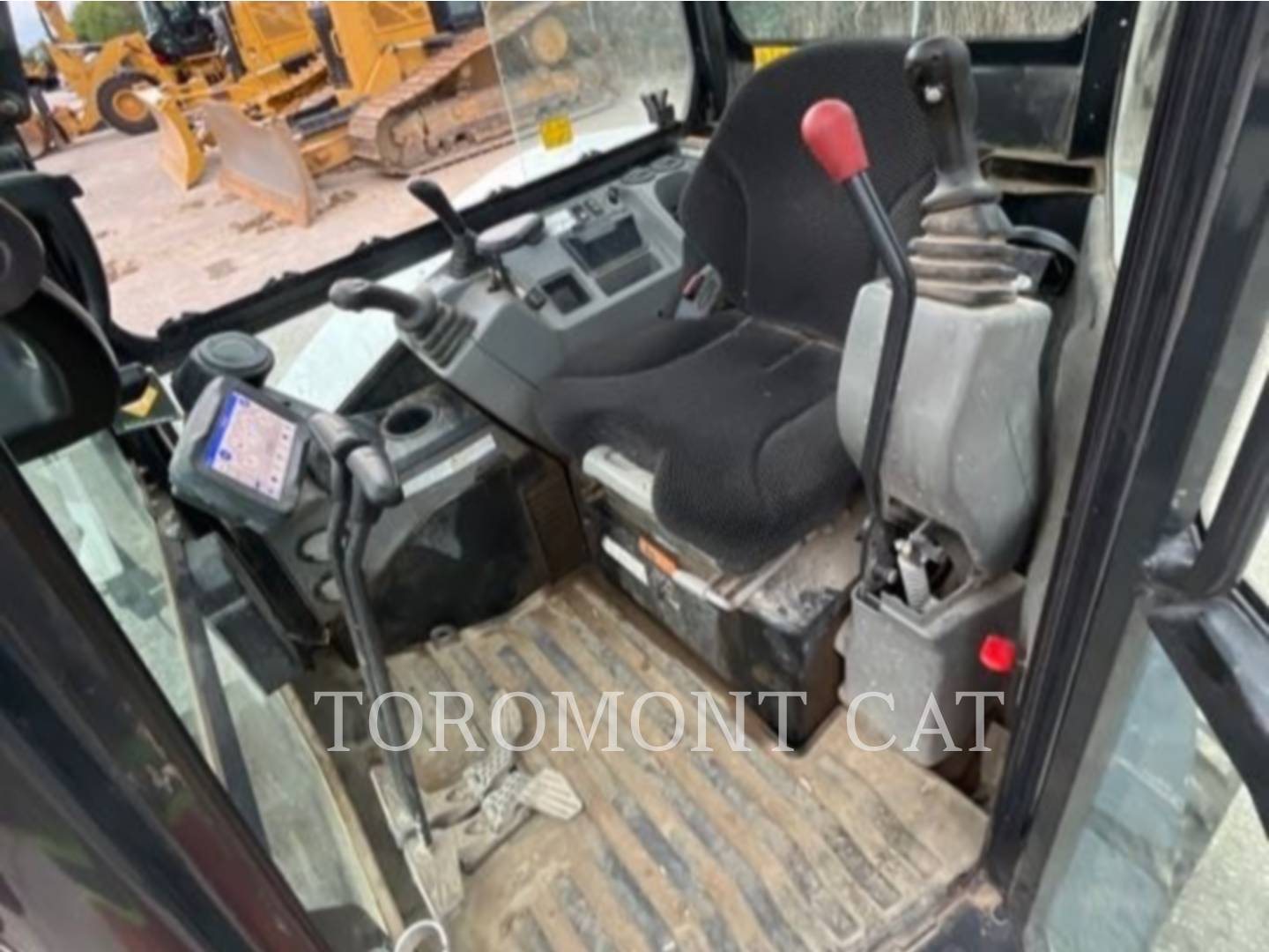 Bobcat E42, Mini Excavator, 2200 hours, S/N: B4GM17316, 2023 - Image 7