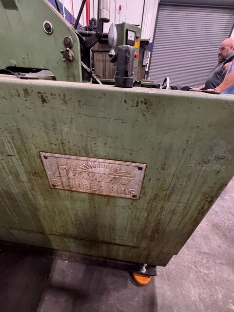 Sunnen #CV-616-D, Cylinder King automatic vertical honing machine, 230 V., 3 Ph. - Image 4