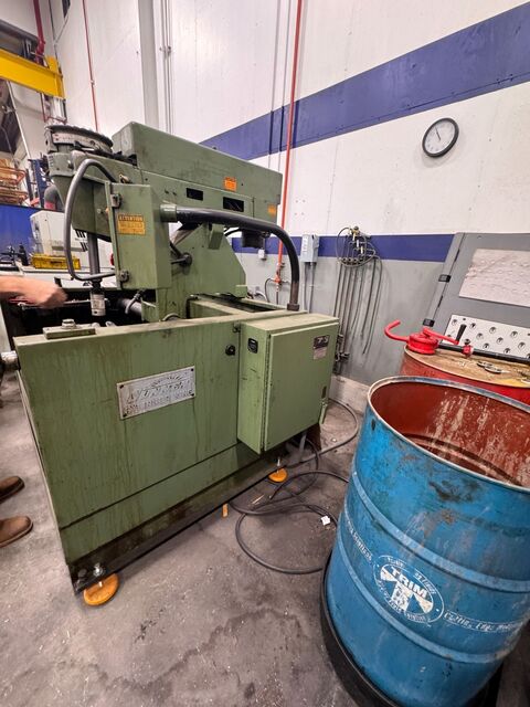 Sunnen #CV-616-D, Cylinder King automatic vertical honing machine, 230 V., 3 Ph. - Image 6
