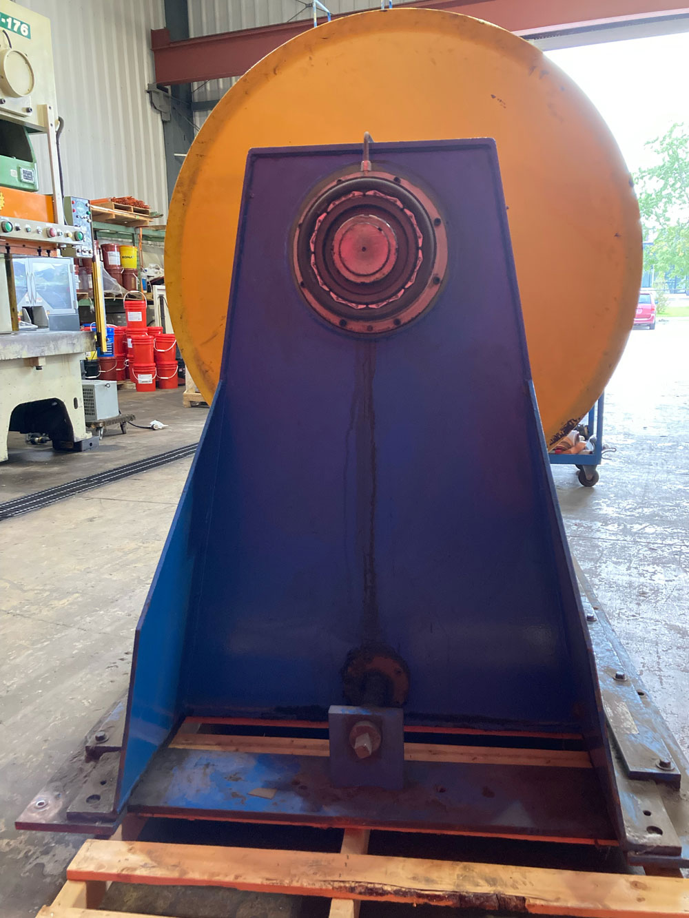 6000 lb. Samco #SU6000SE, single end coil reel, 14" width, 60" outside dimensions, 17"-21" ID, air operated - Image 3