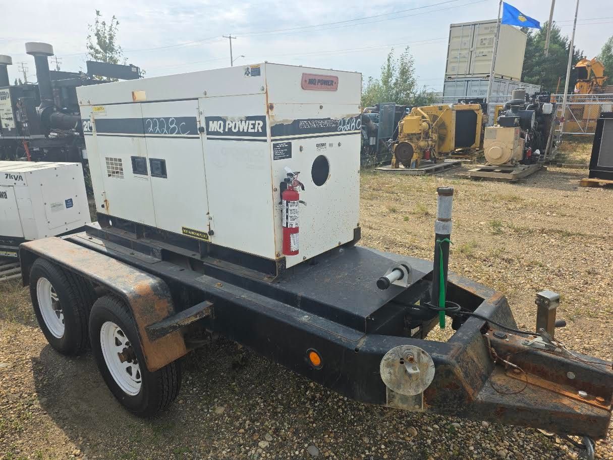 20 KW Multiquip #DCA-20SPXU2, diesel generator set, 120/240 Volts, 1-phase, 30 HP @ 1800 RPM, Isuzu 4LE2 - Image 2