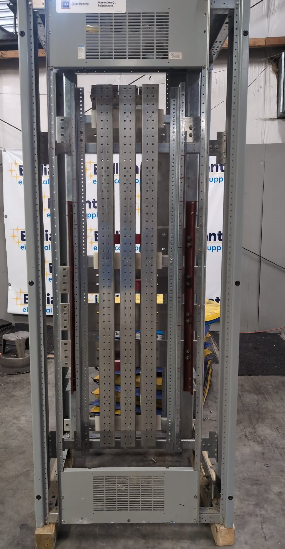 Cutler-Hammer POW-R-LINE C Switchboard Distribution 3000A 480/277V NEMA 1 - Image 3
