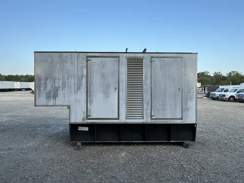 400 KW Caterpillar #3406, diesel generator set, 480 Volts, 3-phase, 587 HP @ 1800 RPM, 500 gal. fuel tank - Image 5