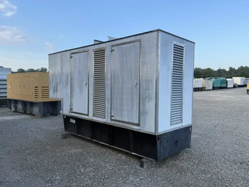 400 KW Caterpillar #3406, diesel generator set, 480 Volts, 3-phase, 587 HP @ 1800 RPM, 500 gal. fuel tank - Image 6