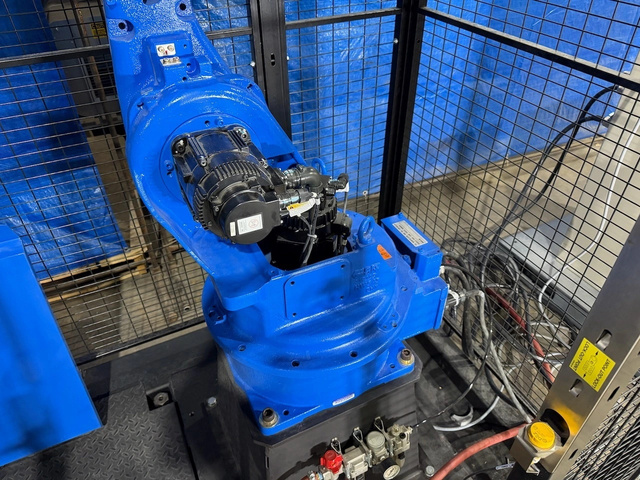 Yaskawa Motoman HP20D, 6-Axis Robot, 20 kg payload, 1717 mm reach, LoadWorld machine tending cell, DX100 - Image 5